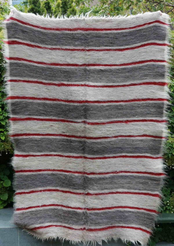 hand-woven-wool-thick-blanket-for-historical-reenactment-KOCR-14-1