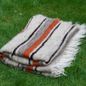 hand-woven-wool-thick-blanket-for-historical-reenactment-KOCR-18hand-woven-wool-thick-blanket-for-historical-reenactment-KOCR-18-1