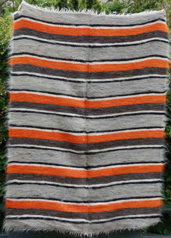 hand-woven-wool-thick-blanket-for-historical-reenactment-KOCR-21-1