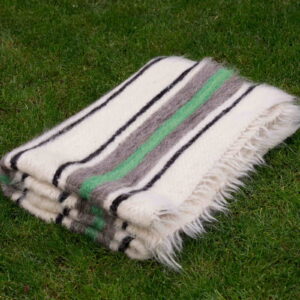 hand-woven-wool-thick-blanket-for-historical-reenactment-KOCR-15A-2-2_