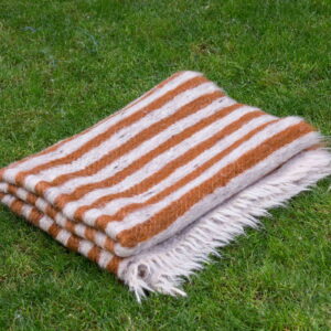 hand-woven-wool-thick-blanket-for-historical-reenactment-KOCR-23A-2-2_