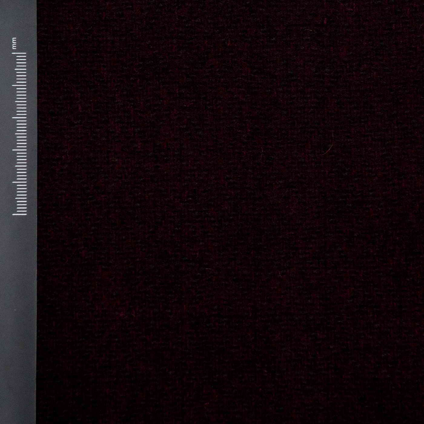 wool-fabric-diamond-twill-burgundy--black-WD-60-01-1a