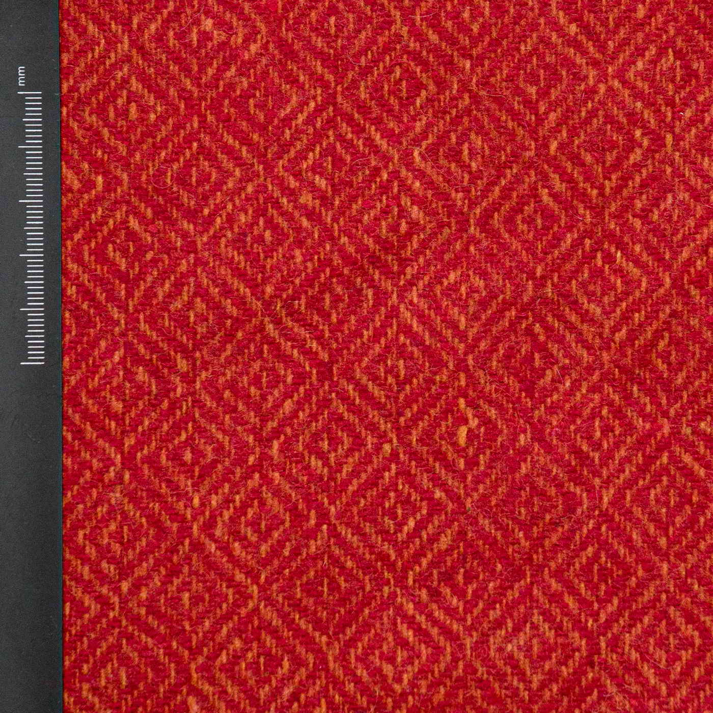wool-fabric-diamond-twill-red-yellow-WD-44-02-1a