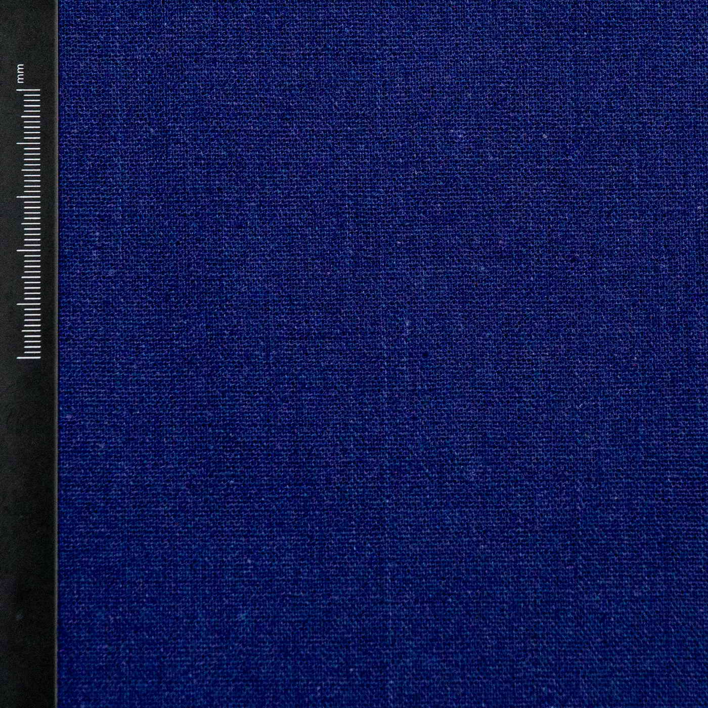 linen-textile-plain-weave-indigo-blue-LP-28-01-1a