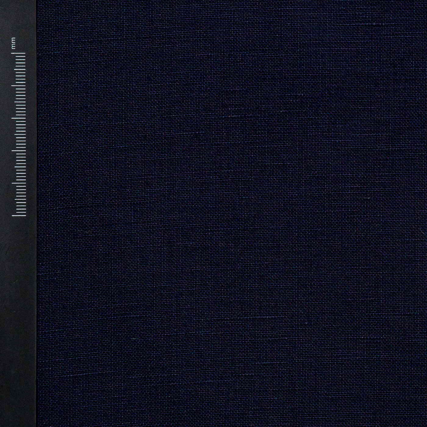 linen-textile-plain-weave-very-dark-navy-LP-18-01-1a