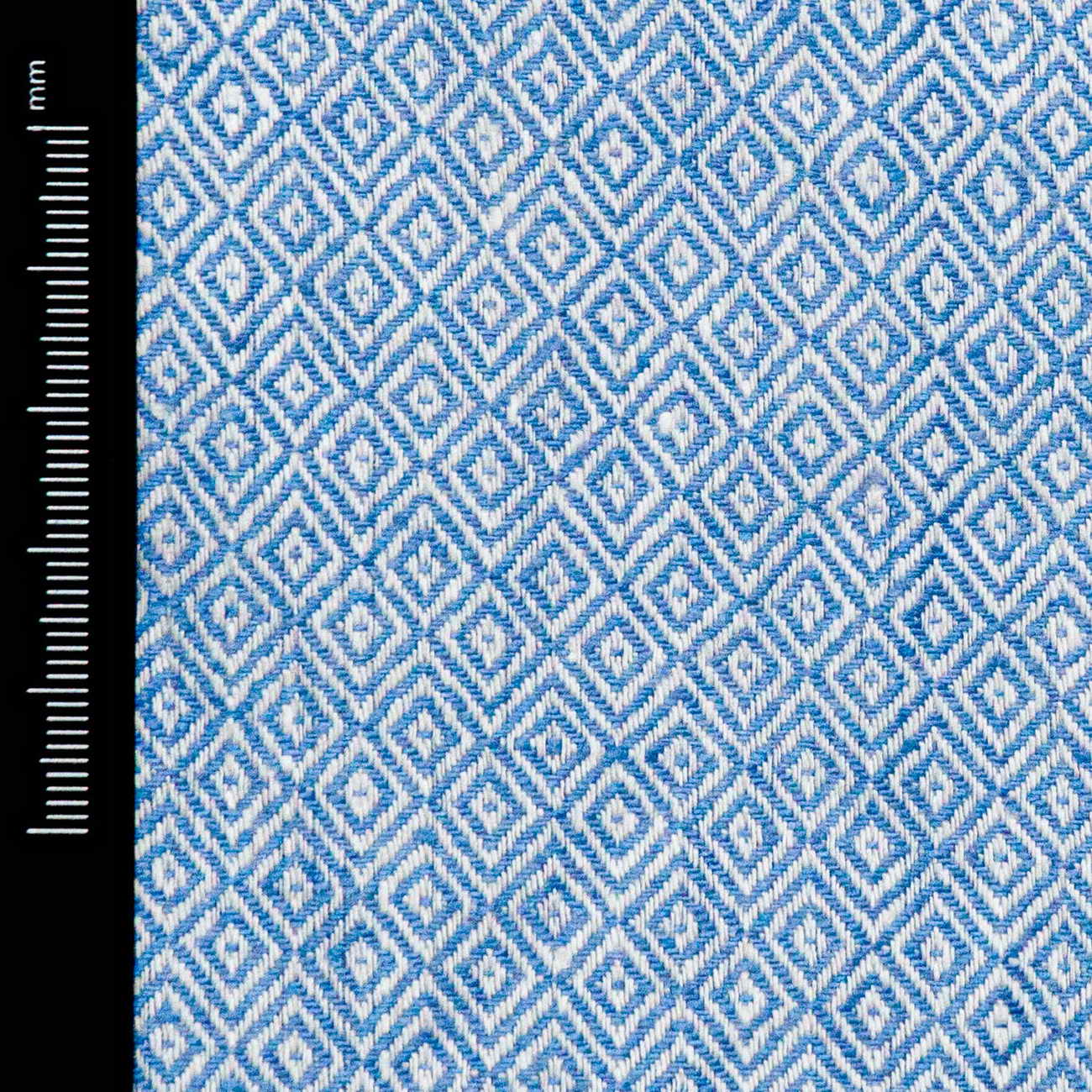 linen-fabric-diamond-weave-blue-white-LDN-05-01-1a