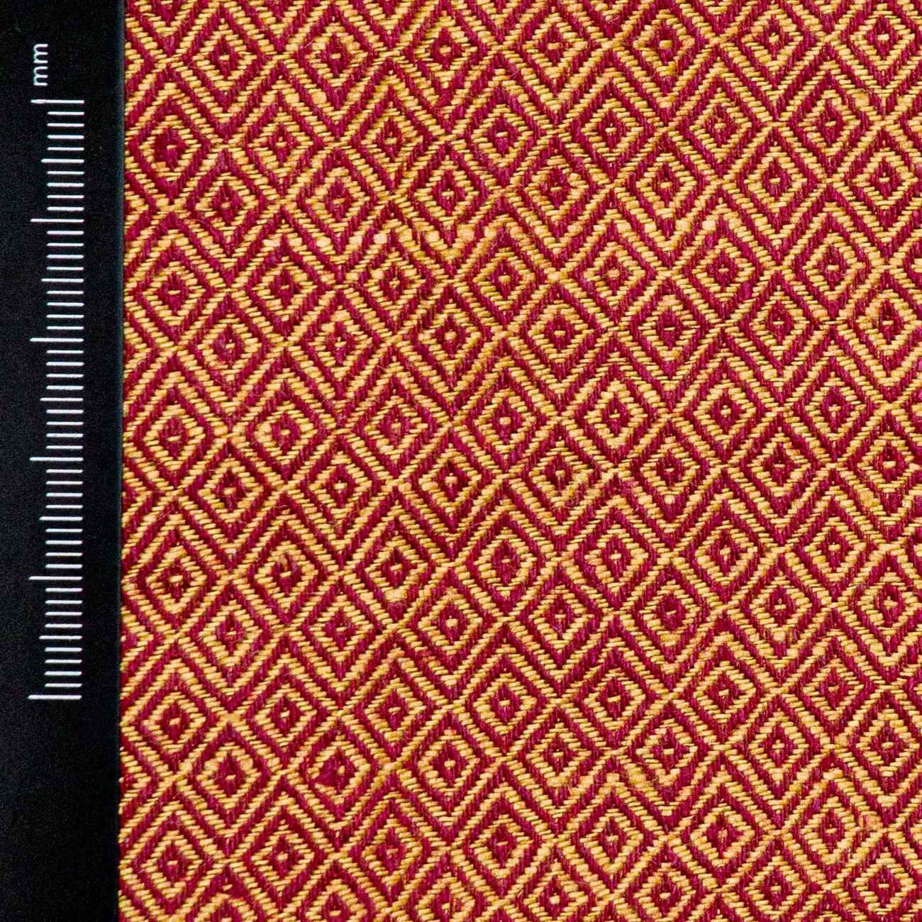 Linen Diamond - Burgundy Yellow - LDN 35/01