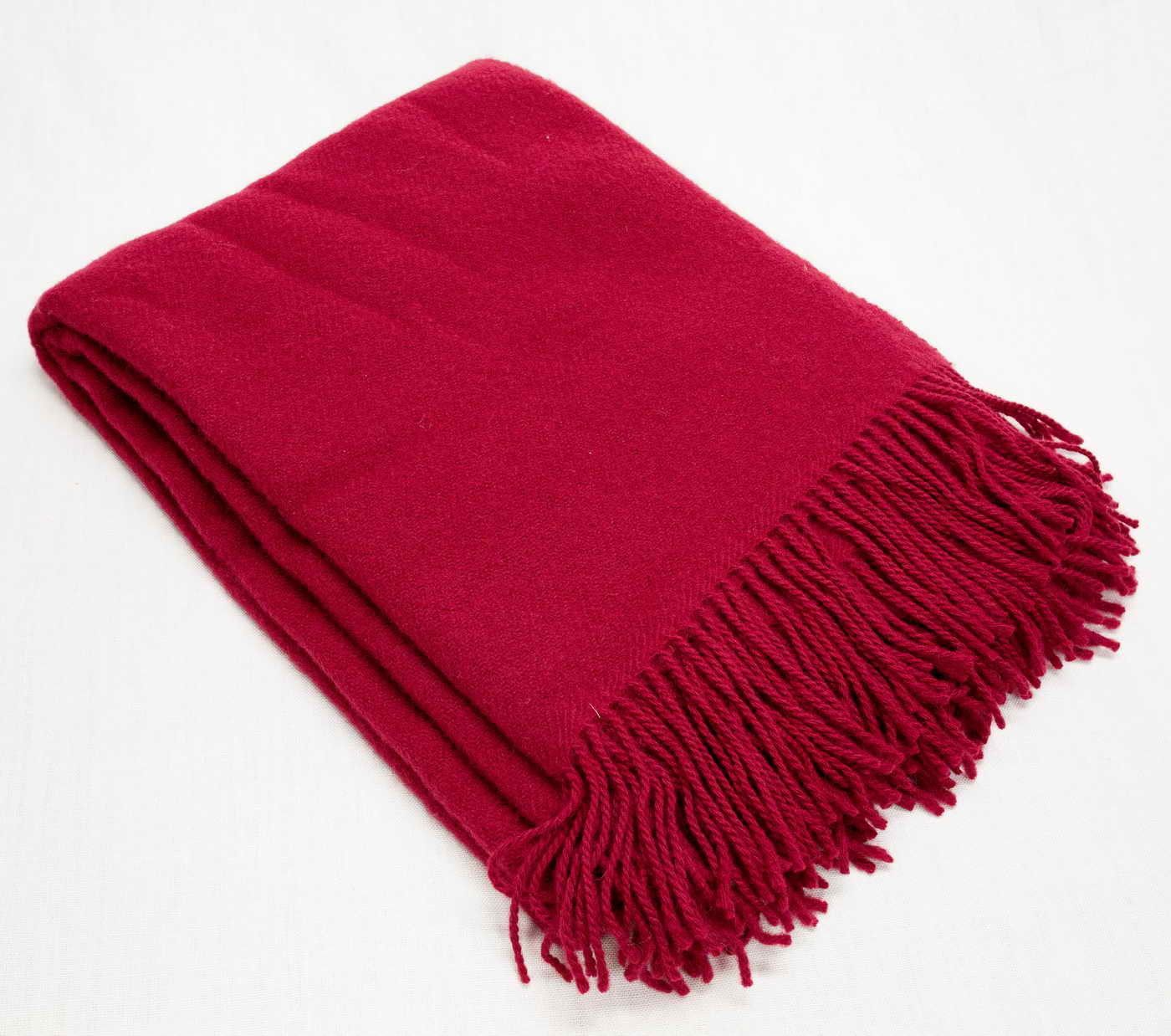 woolen-blanket-cloak-medieval-merino-200x140-RUMINA-dark-cherry-RUM-70-1a