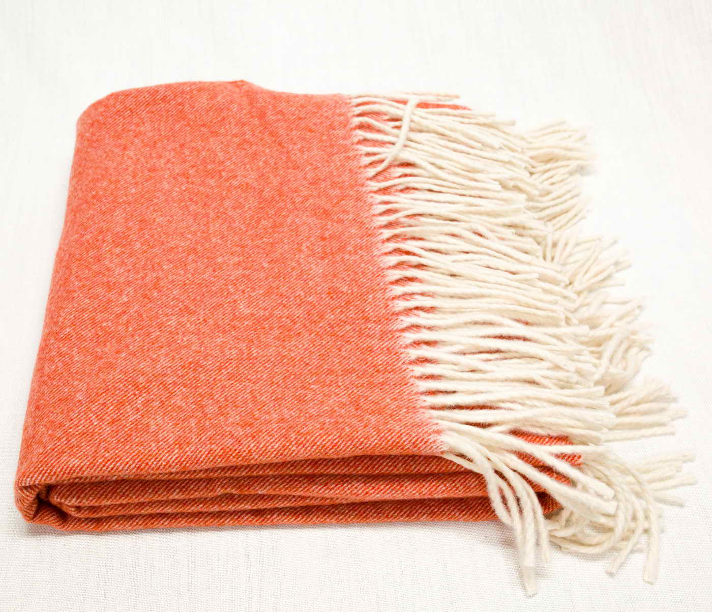 woolen-blanket-medieval-extra-soft-merino-200x140-VENUS-dark-rust-with-white-VEN-49-1a