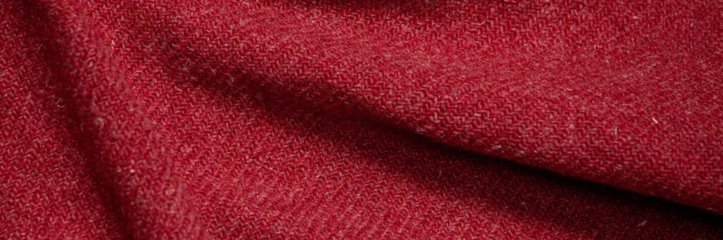 Do you want to know how to care for wool so it lasts for years? Read our article and find out how, blog cover photo Czy wiesz jak dbać o wełnę? Przeczytaj nasz artykuł i dowiesz się wszystkiego!